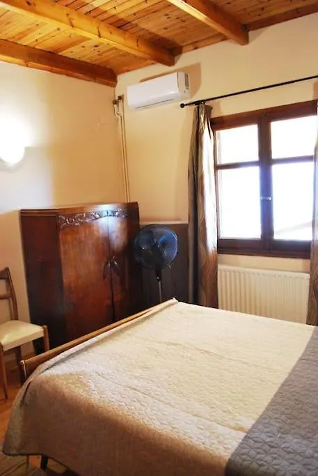 Vintage Relaxing Villa With Garden & Amazing View! Ferendinata 0*,  Greece