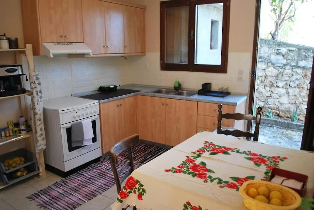 Vintage Relaxing Villa With Garden & Amazing View! Ferendinata Holiday home