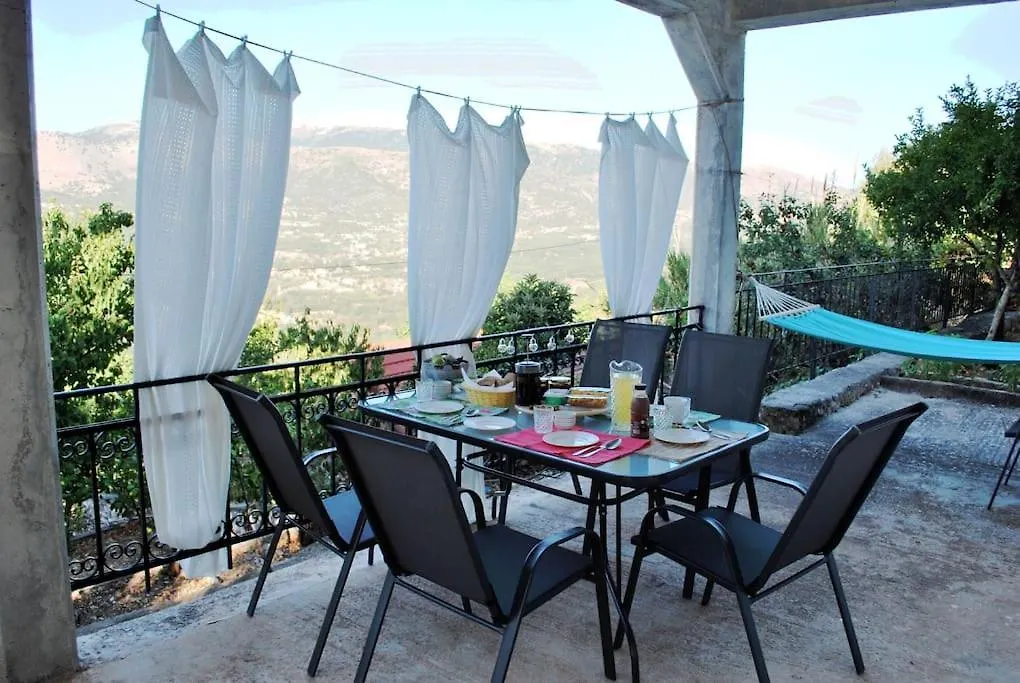 Vintage Relaxing Villa With Garden & Amazing View! Ferendinata
