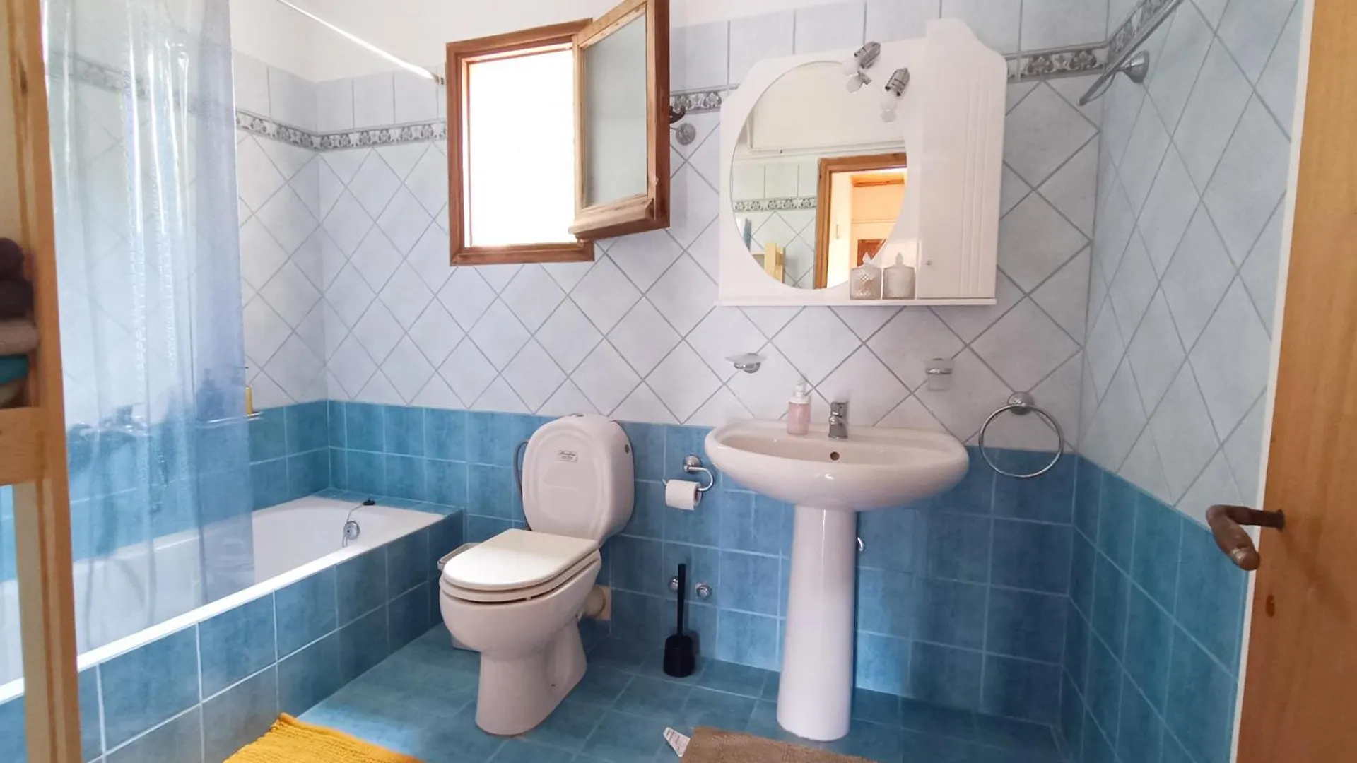 Vintage Relaxing Villa With Garden & Amazing View! Ferendinata