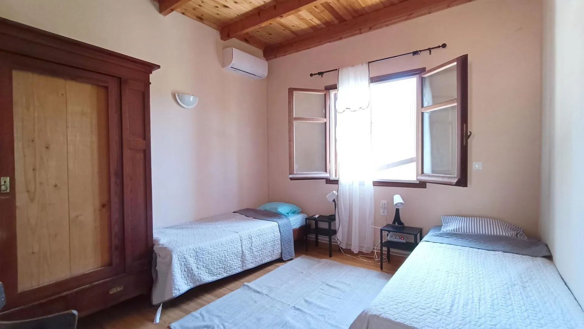 Holiday home Vintage Relaxing Villa With Garden & Amazing View! Ferendinata Greece