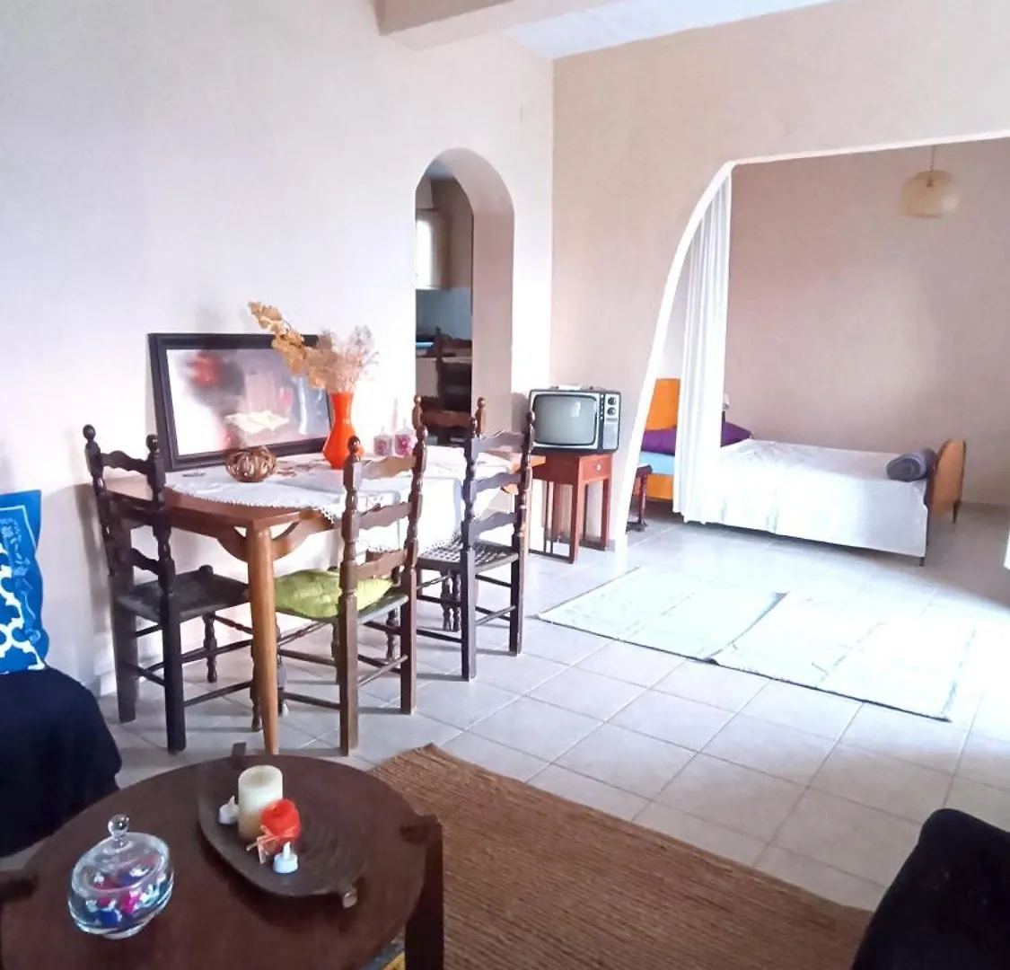 Vintage Relaxing Villa With Garden & Amazing View! Ferendinata 0*,  Greece